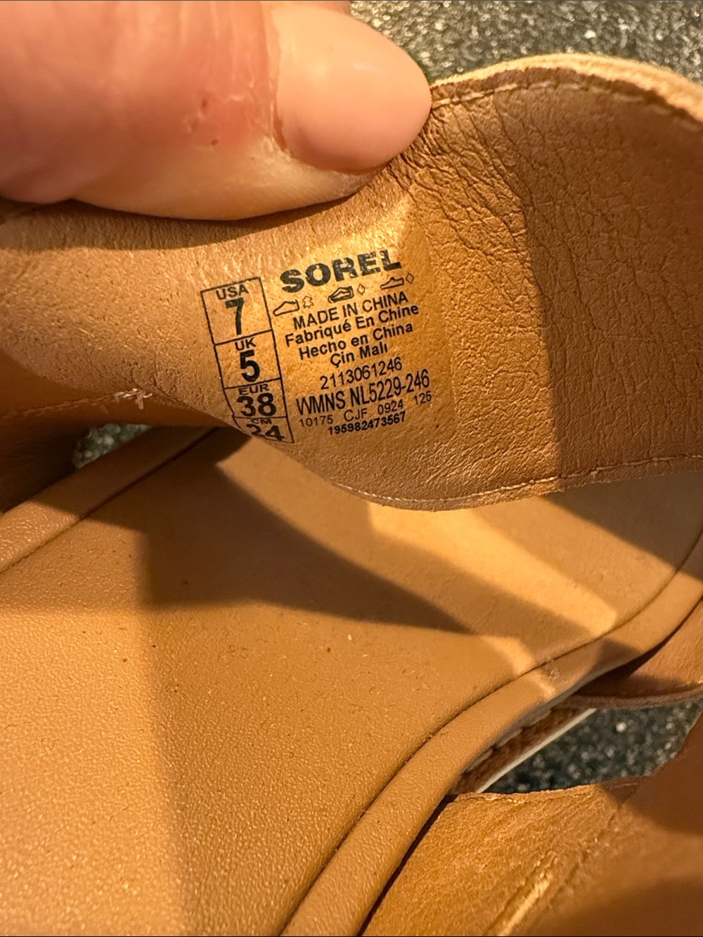 Women’s Like New Sorel Joanie Tan Leather Double-Strap Slingback Wedges - size 7 - Picture 2 of 8